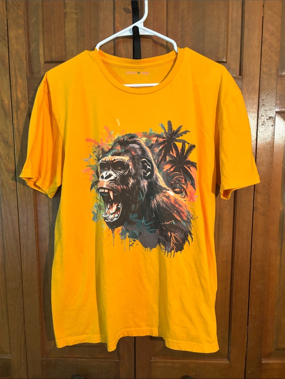 Men's Graphic Short Sleeve Tee - Yellow Gorilla Print
